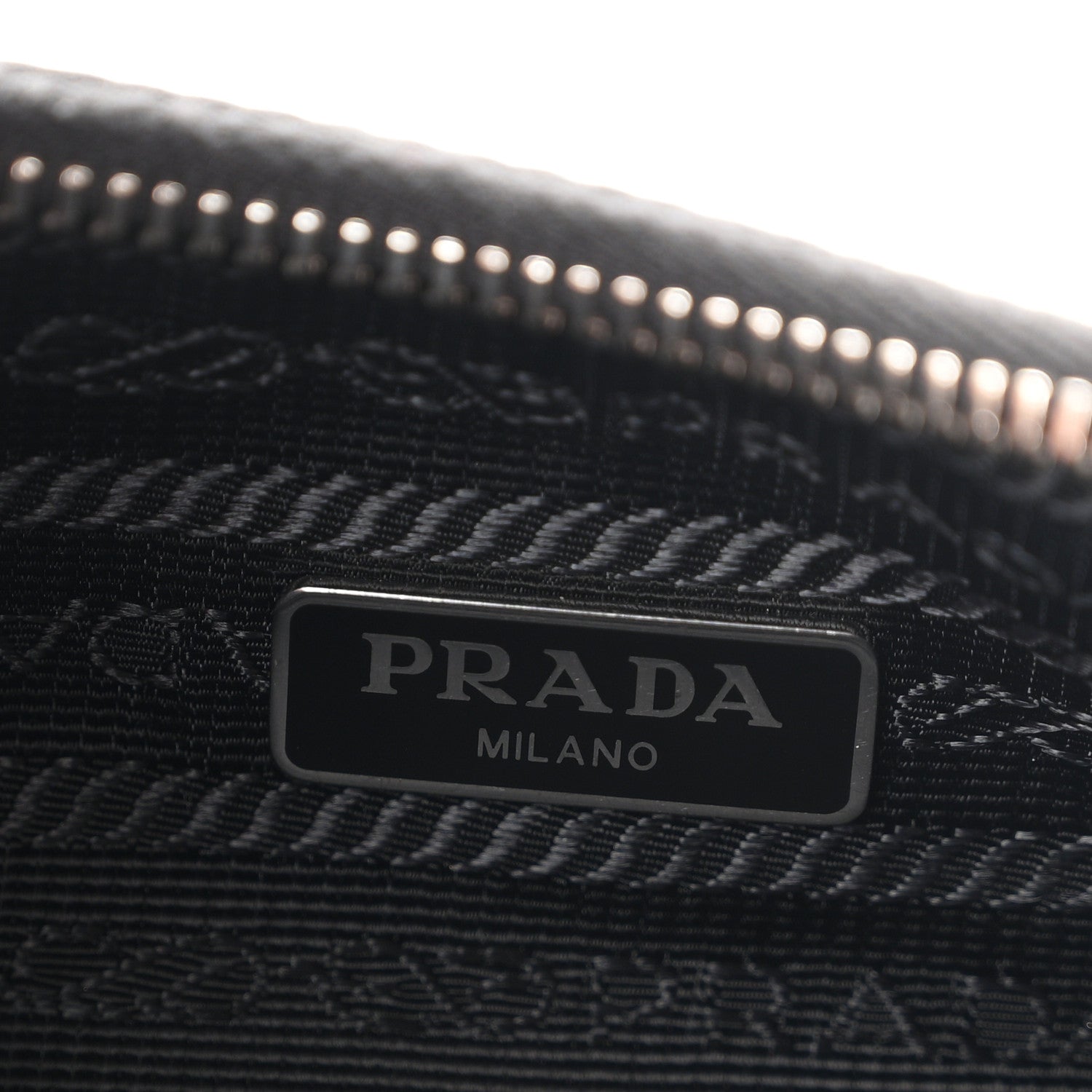 Prada Re-Nylon Saffiano Re-Edition 2005 Shoulder Bag Black 5 of 10