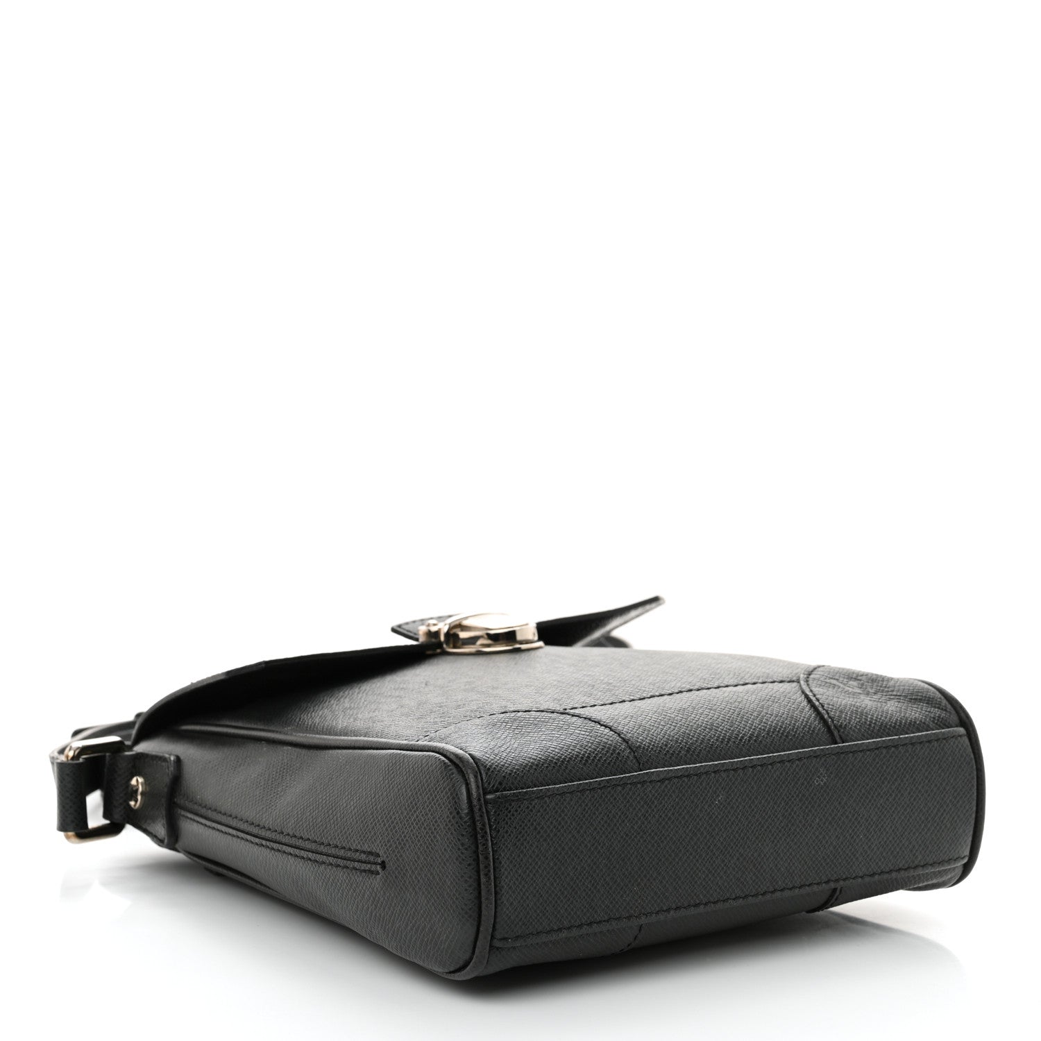 Louis Vuitton Taiga Luka Messenger Bag Ardoise 4 of 15
