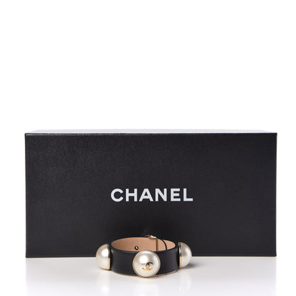 Chanel Lambskin Pearl CC Bracelet M Black 7 of 7