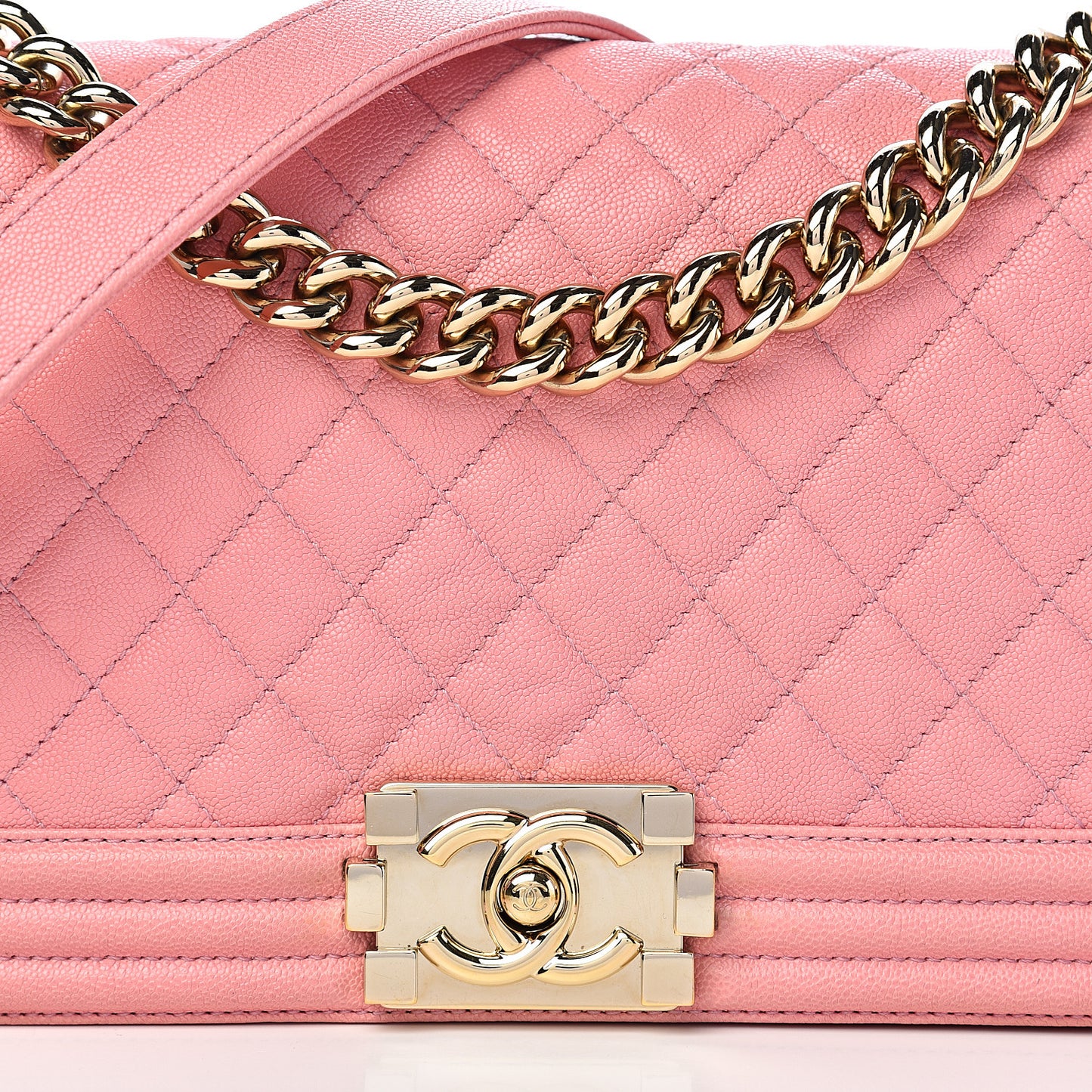 Caviar Quilted Medium Boy Flap Powder Pink