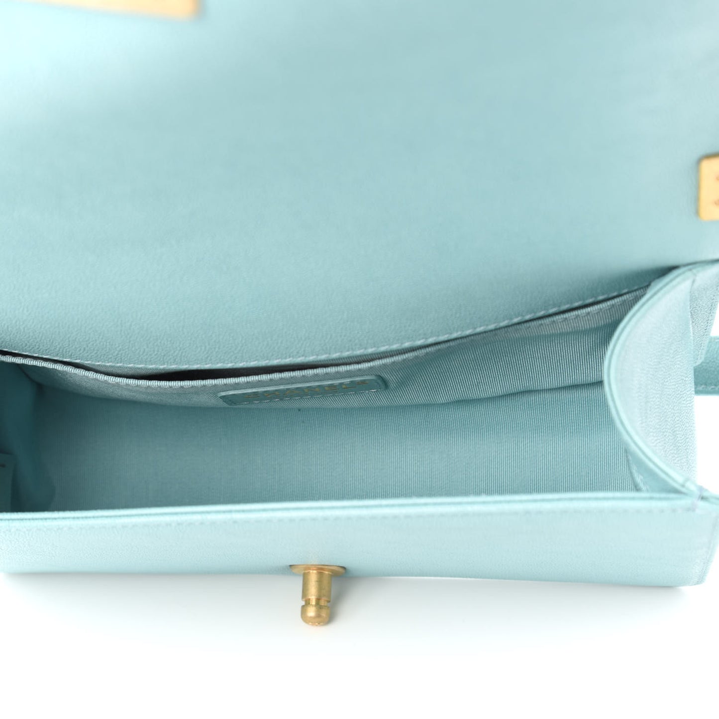 Caviar Quilted Medium Boy Flap Light Blue