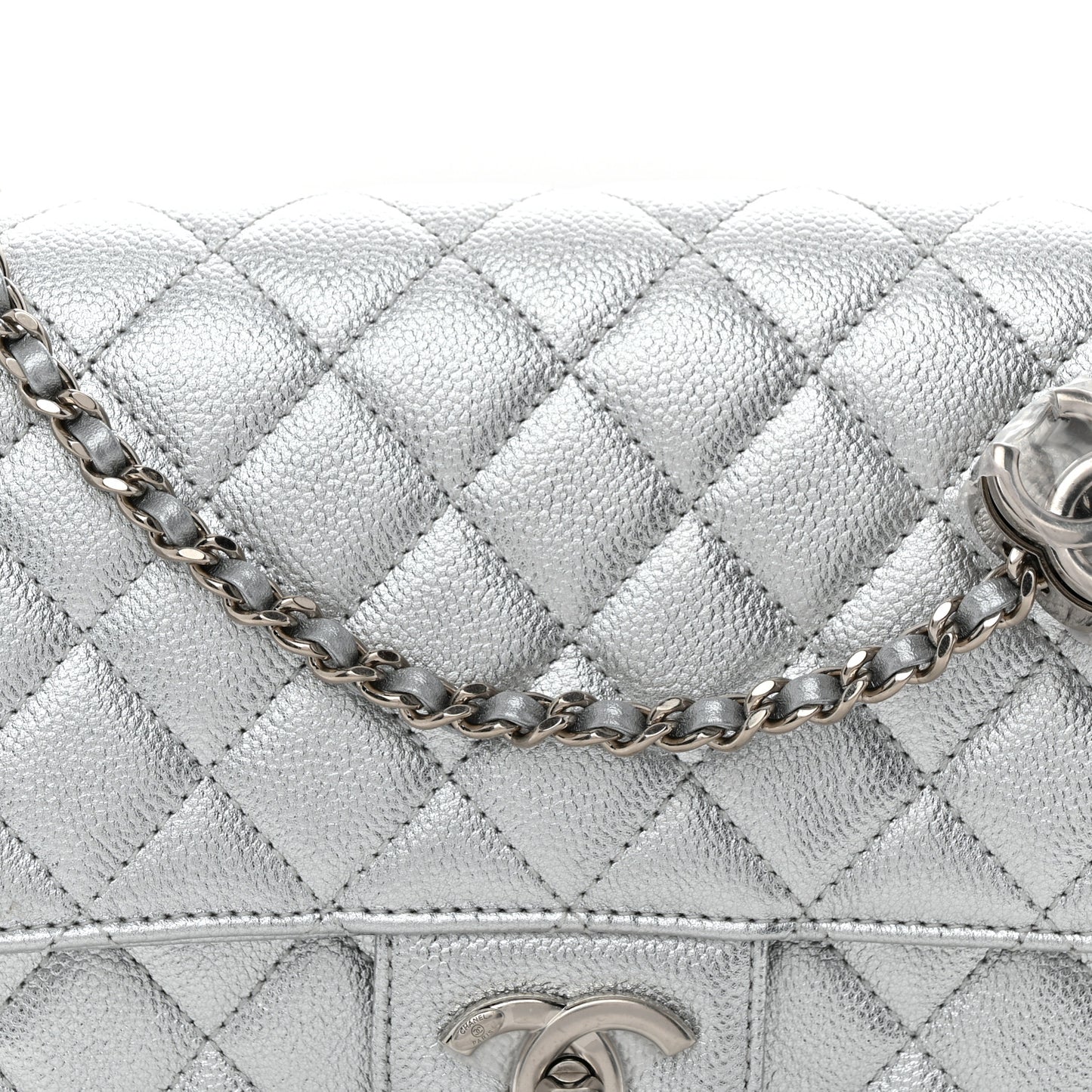 Metallic Caviar Quilted Medium CC Slide Flap Silver