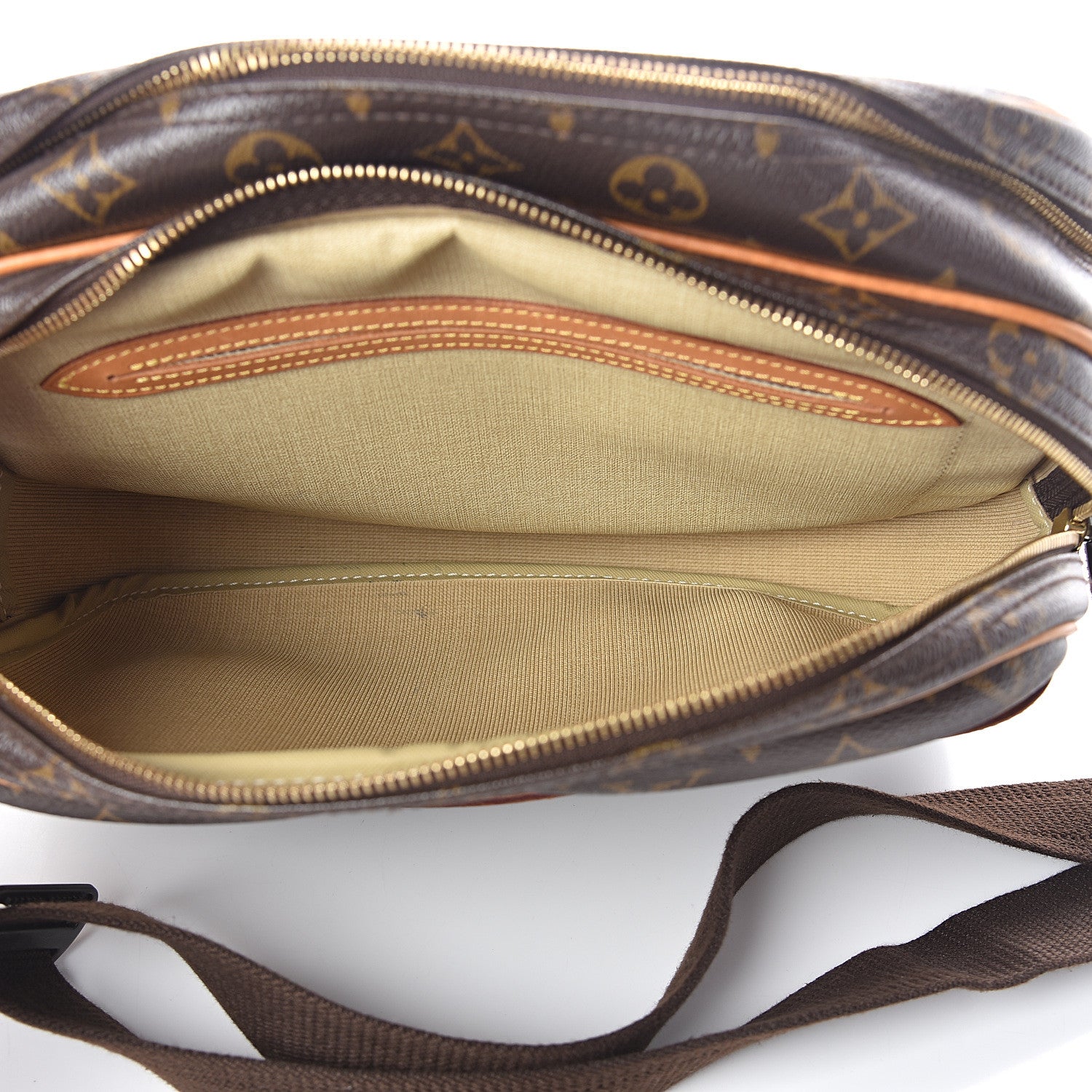 Louis Vuitton Monogram Reporter PM 4 of 9