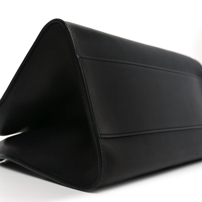 The Row Smooth Calfskin Peggy Bag Black 8 of 9