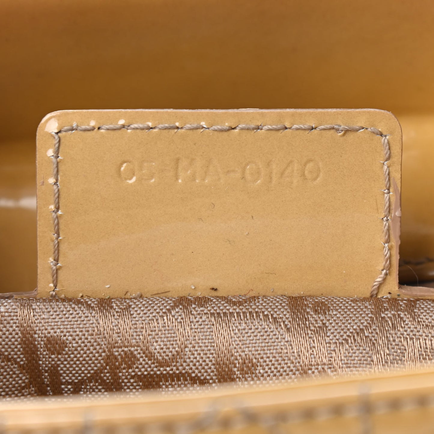 Patent Cannage Medium Lady Dior Beige