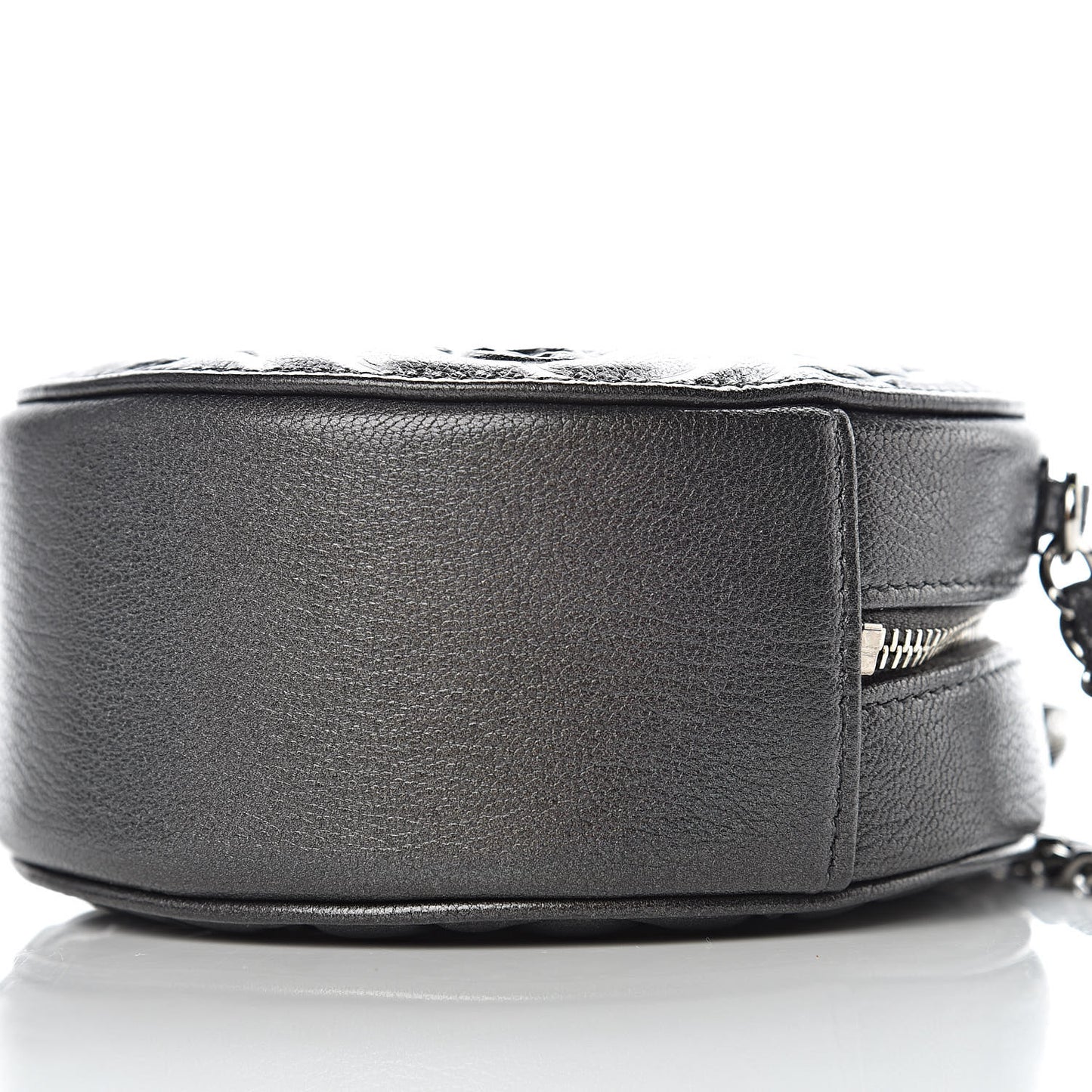 Goatskin Camellia Quilted Round Clutch With Chain Grey