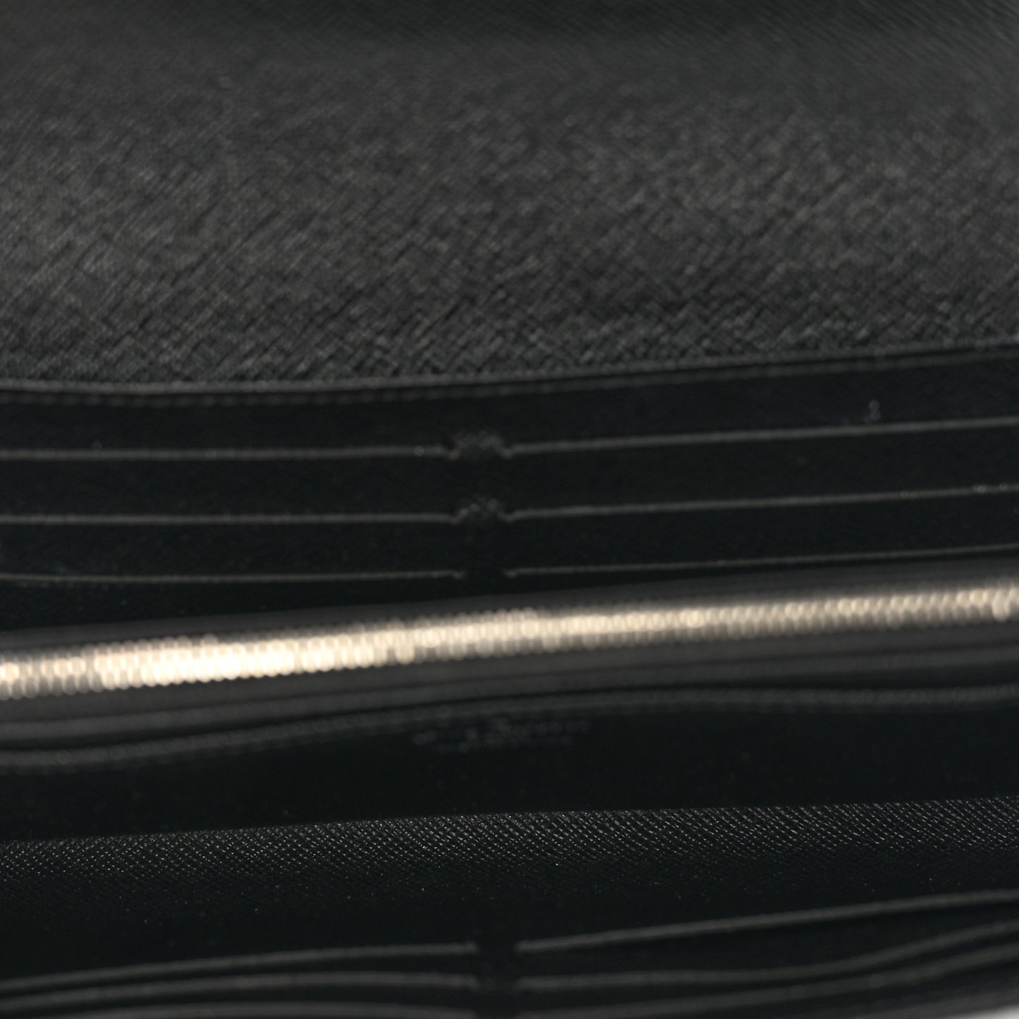 Electric Epi Twist Wallet Black