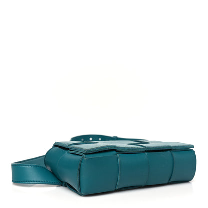 Bottega Veneta Nappa Maxi Intreccio The Belt Cassette Bag Mermaid 4 of 9