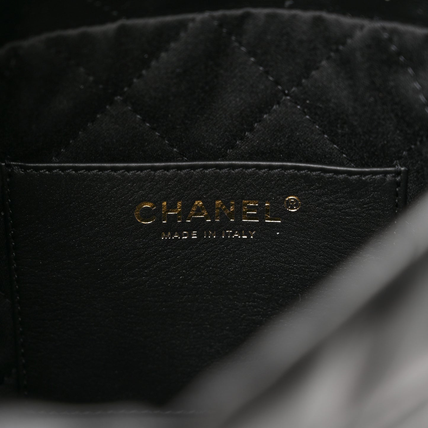 Shiny Calfskin Quilted Mini Chanel 22 Black