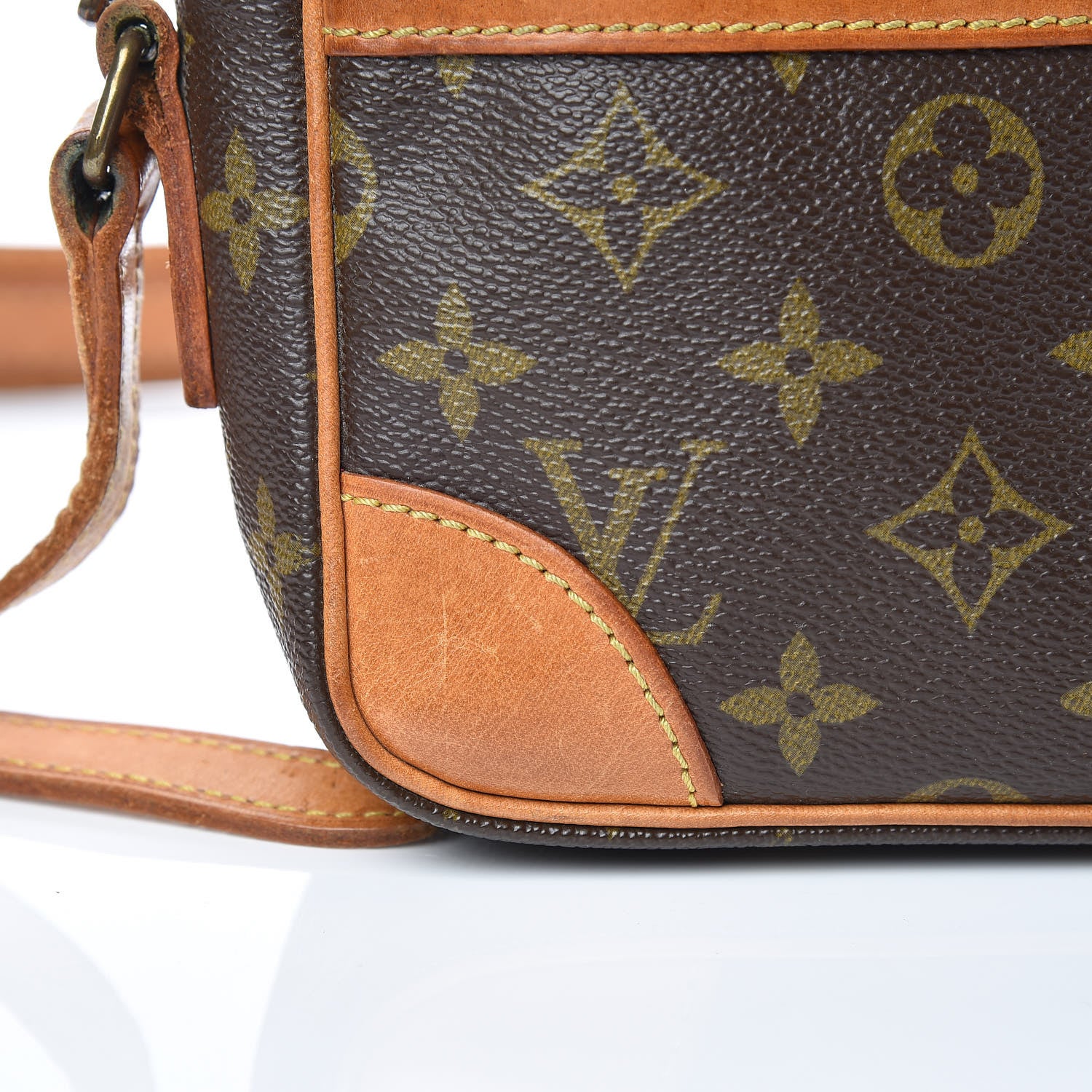 Louis Vuitton Monogram Trocadero 24 12 of 16
