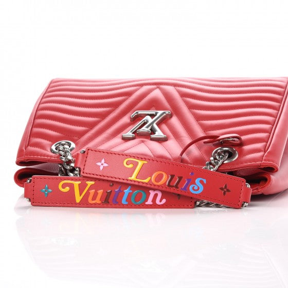 Calfskin New Wave Chain Tote Ecarlate