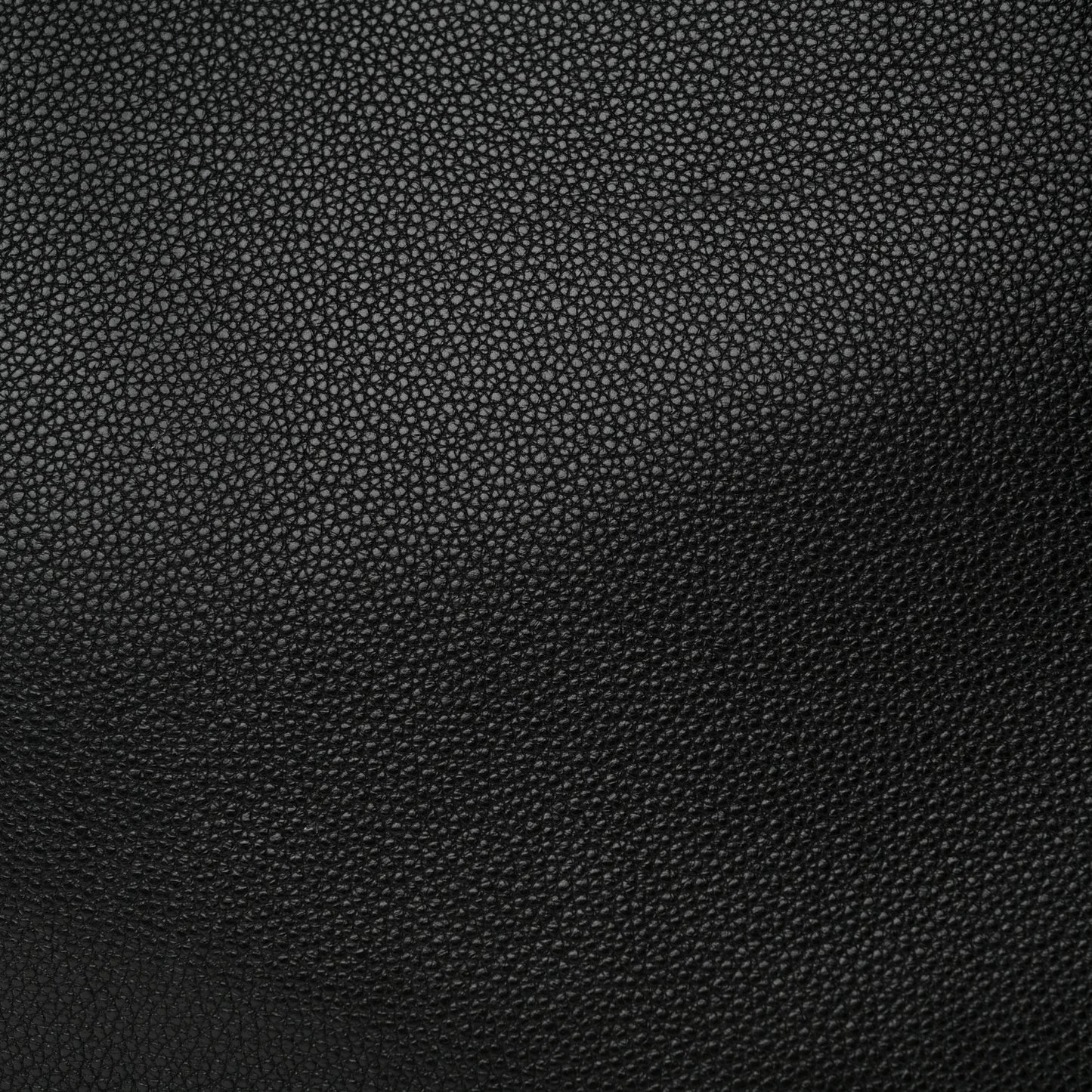 Soft Grained Calfskin Medium Belt Cabas Phantom Black
