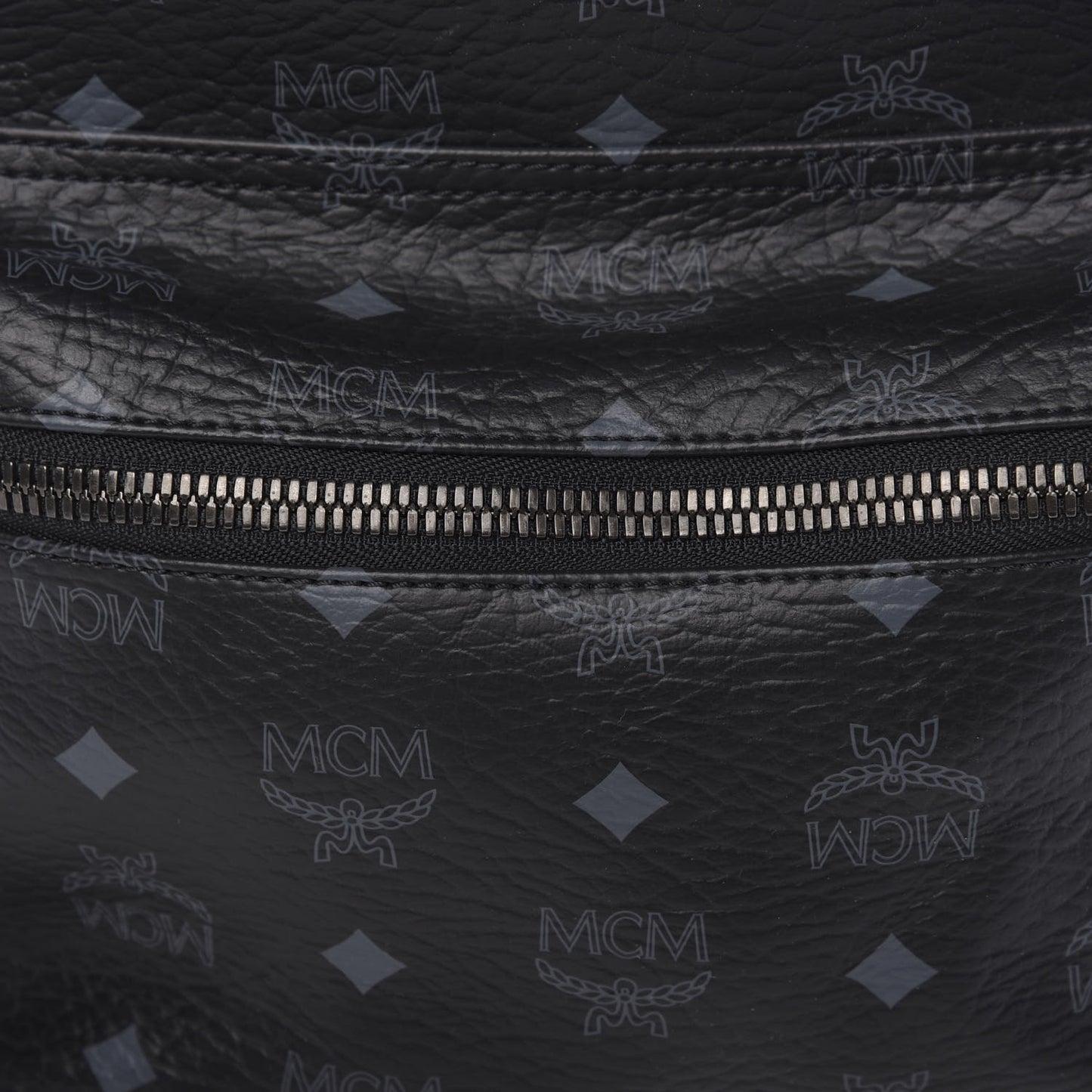Visetos Studded Medium Backpack Black