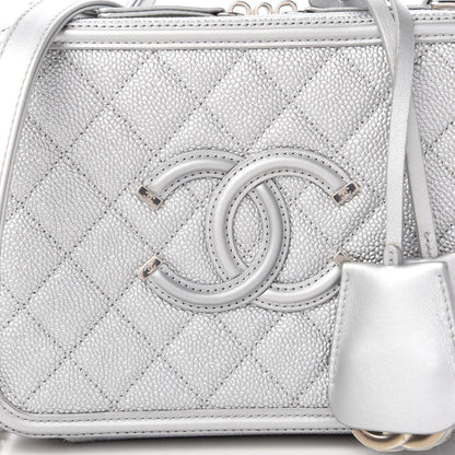 Chanel Metallic Caviar Quilted Medium CC Filigree Vanity Case Silver 10 of 11
