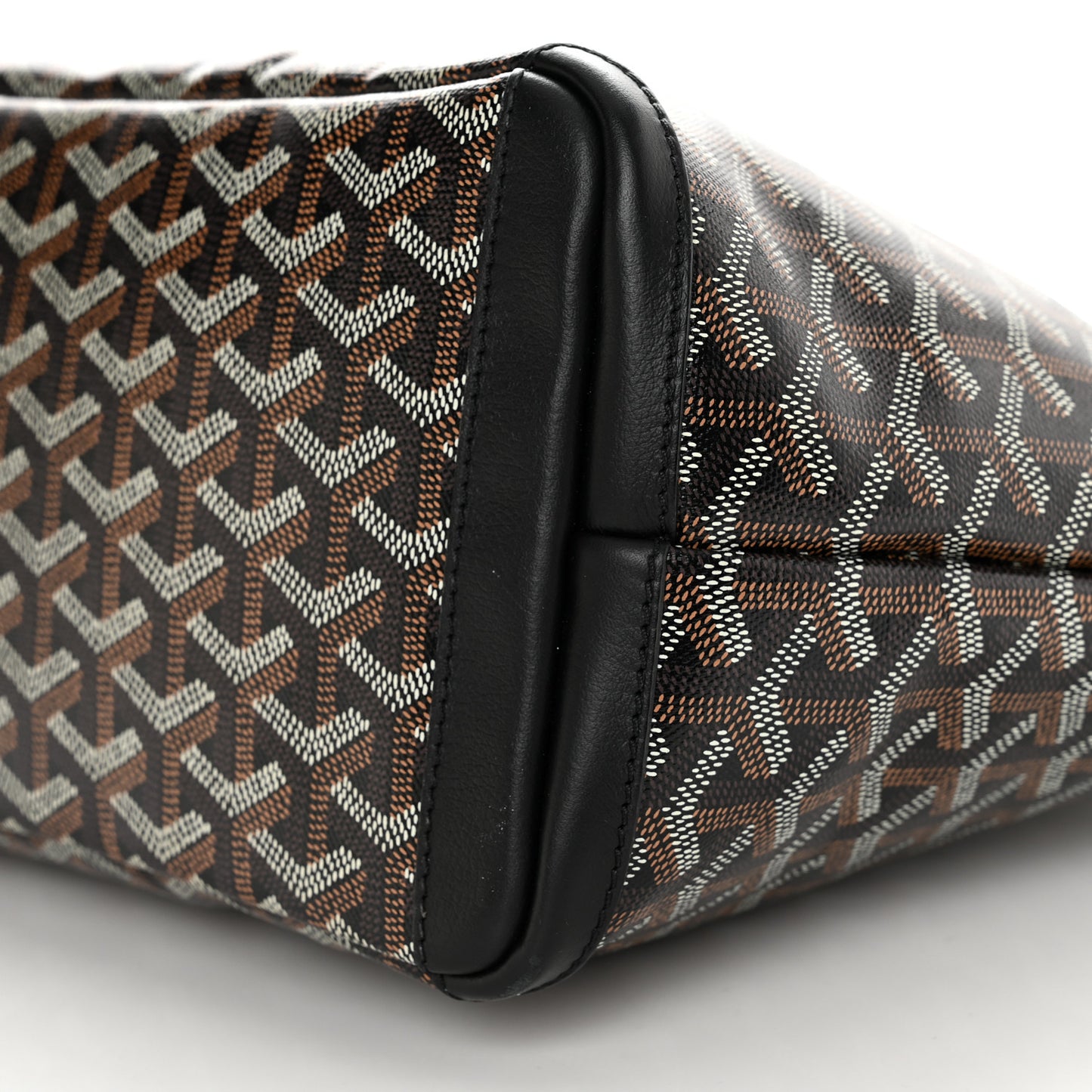 Goyardine Artois PM Black