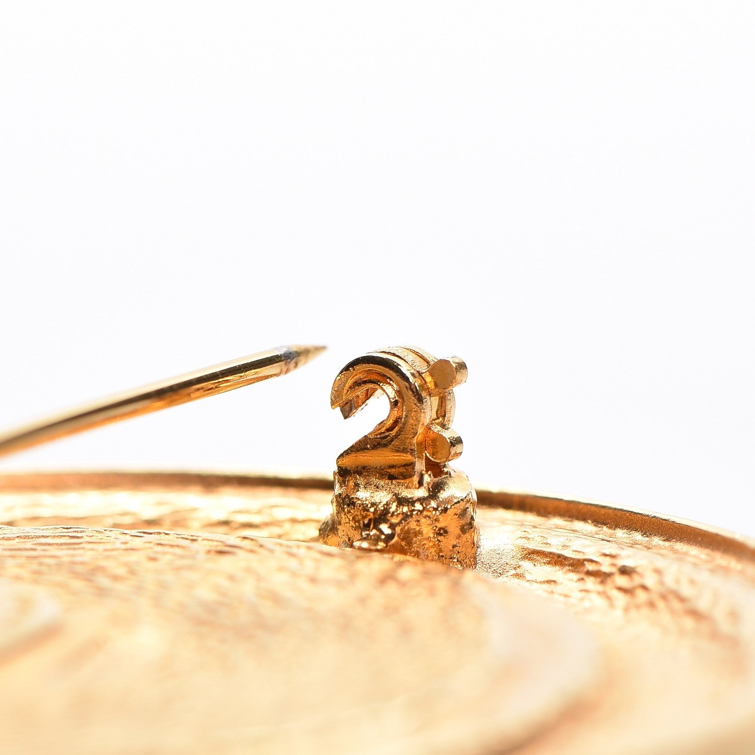 Chanel Medallion CC Brooch Gold 4 of 5