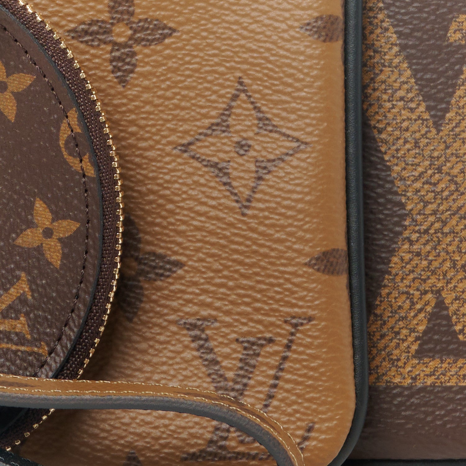 Louis Vuitton Reverse Monogram Giant Trio Pouch 12 of 13