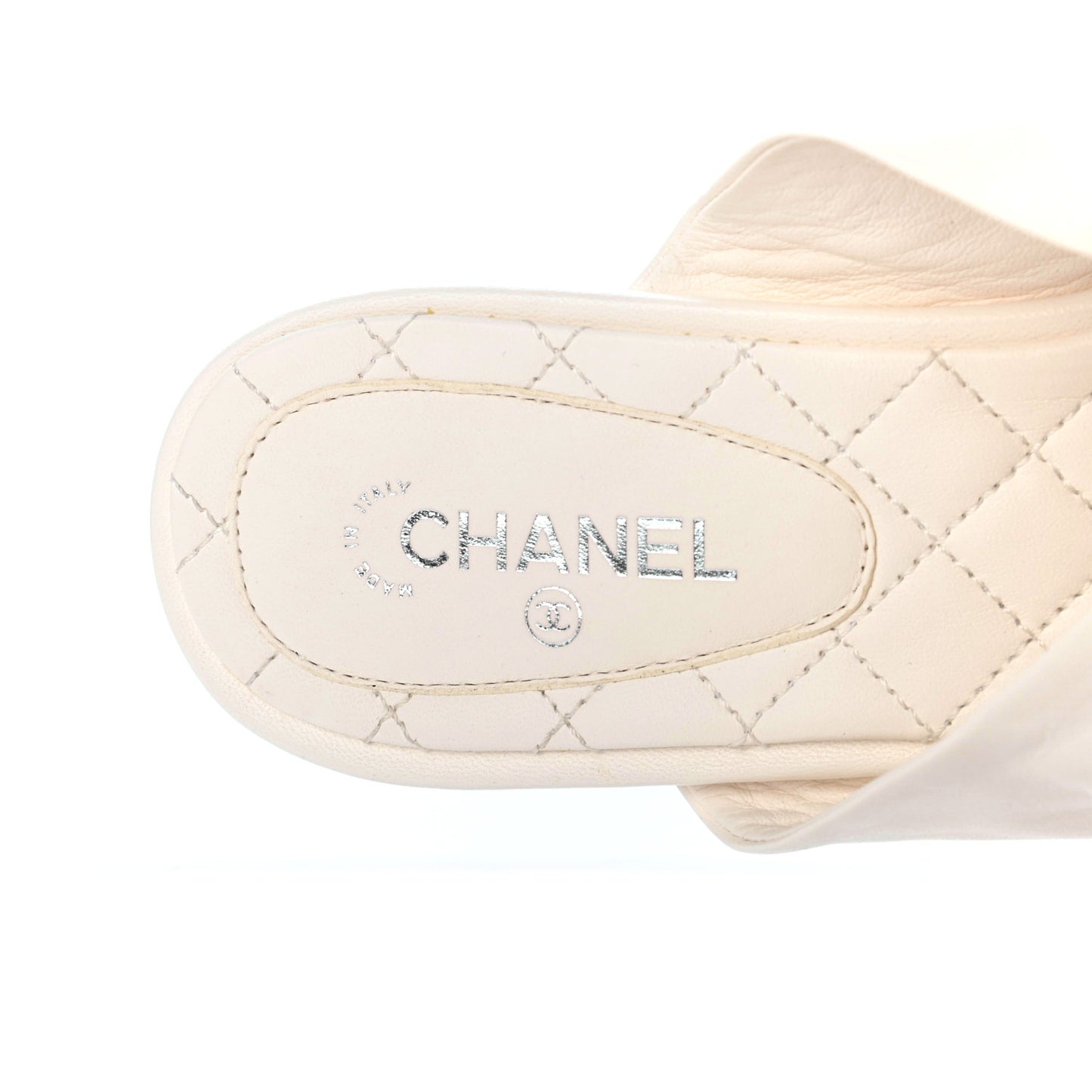 Lambskin Pearl Bow CC Flat Sandals 38 White