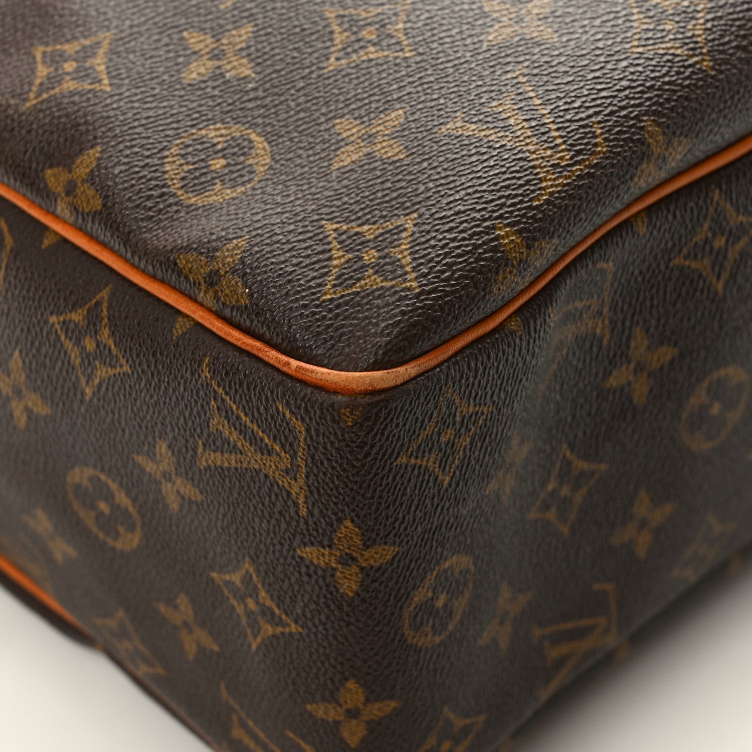 Louis Vuitton Monogram Cite GM 9 of 12