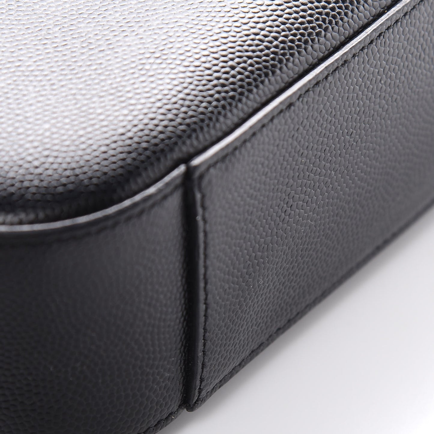Grain De Poudre Medium Classic Monogram Camera Bag Black