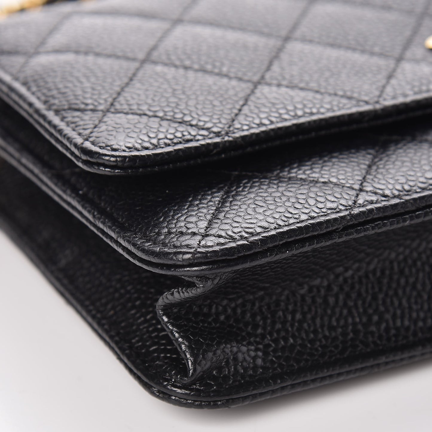 Caviar Quilted Wallet On Chain WOC Black
