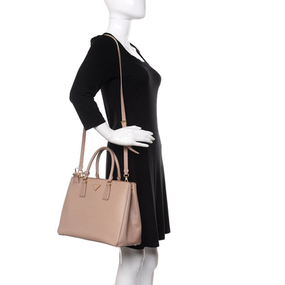 Prada Saffiano Medium Galleria Double Zip Tote Cammeo 2 of 24