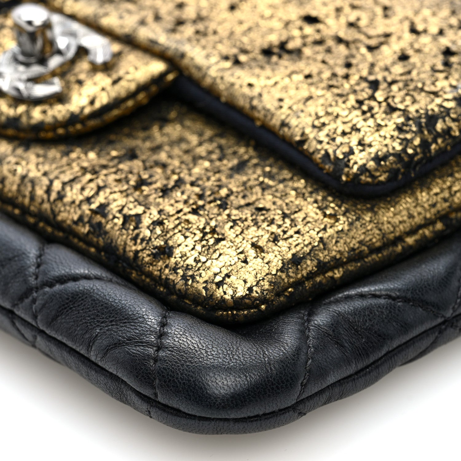 Chanel Lambskin Mineral Nights Wristlet Gold Black 10 of 10