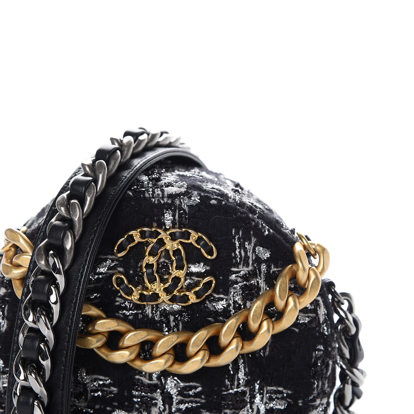 Tweed Quilted 19 Round Clutch With Chain Black White