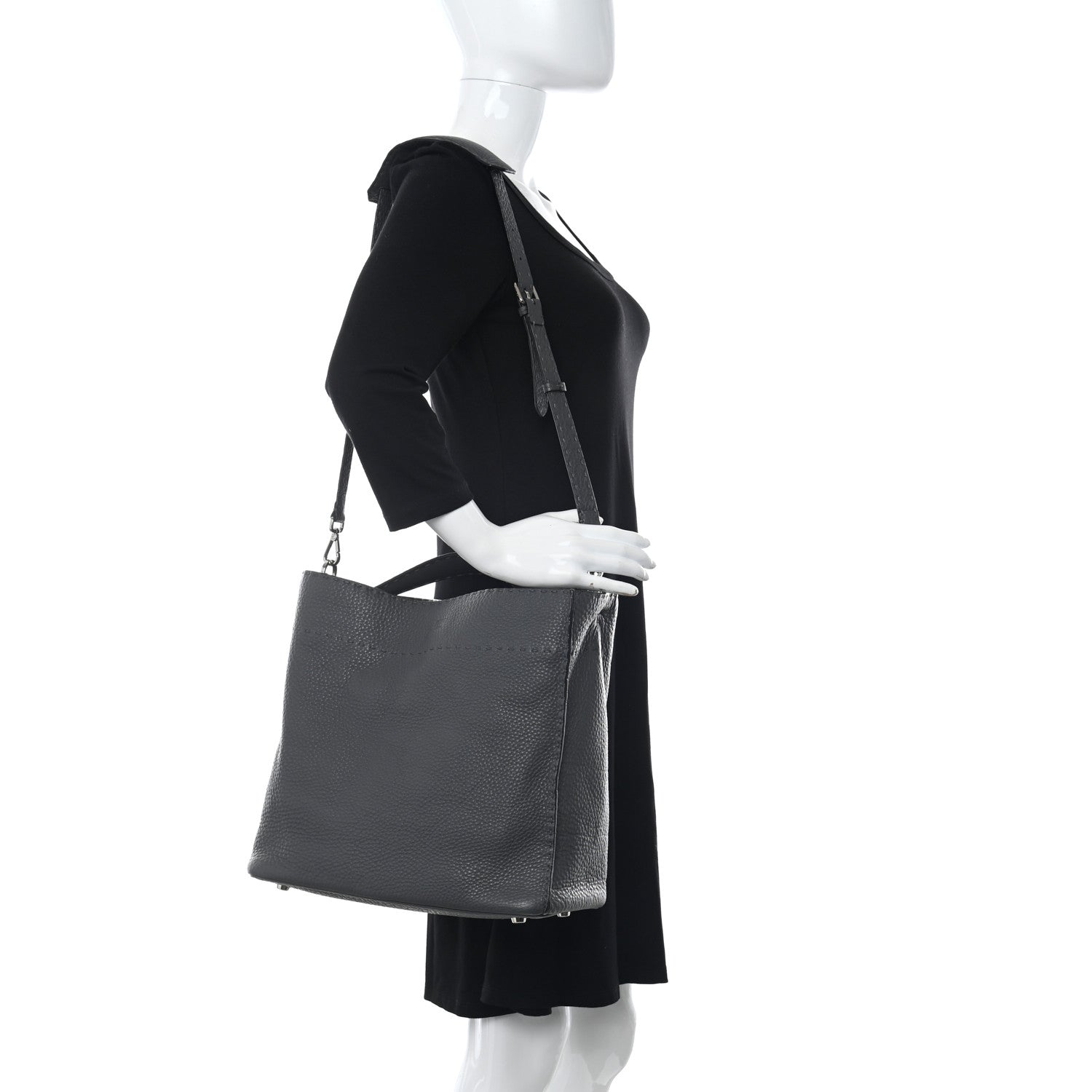 Fendi Cuoio Romano Selleria Large Anna Bucket Bag Asfalto 2 of 11