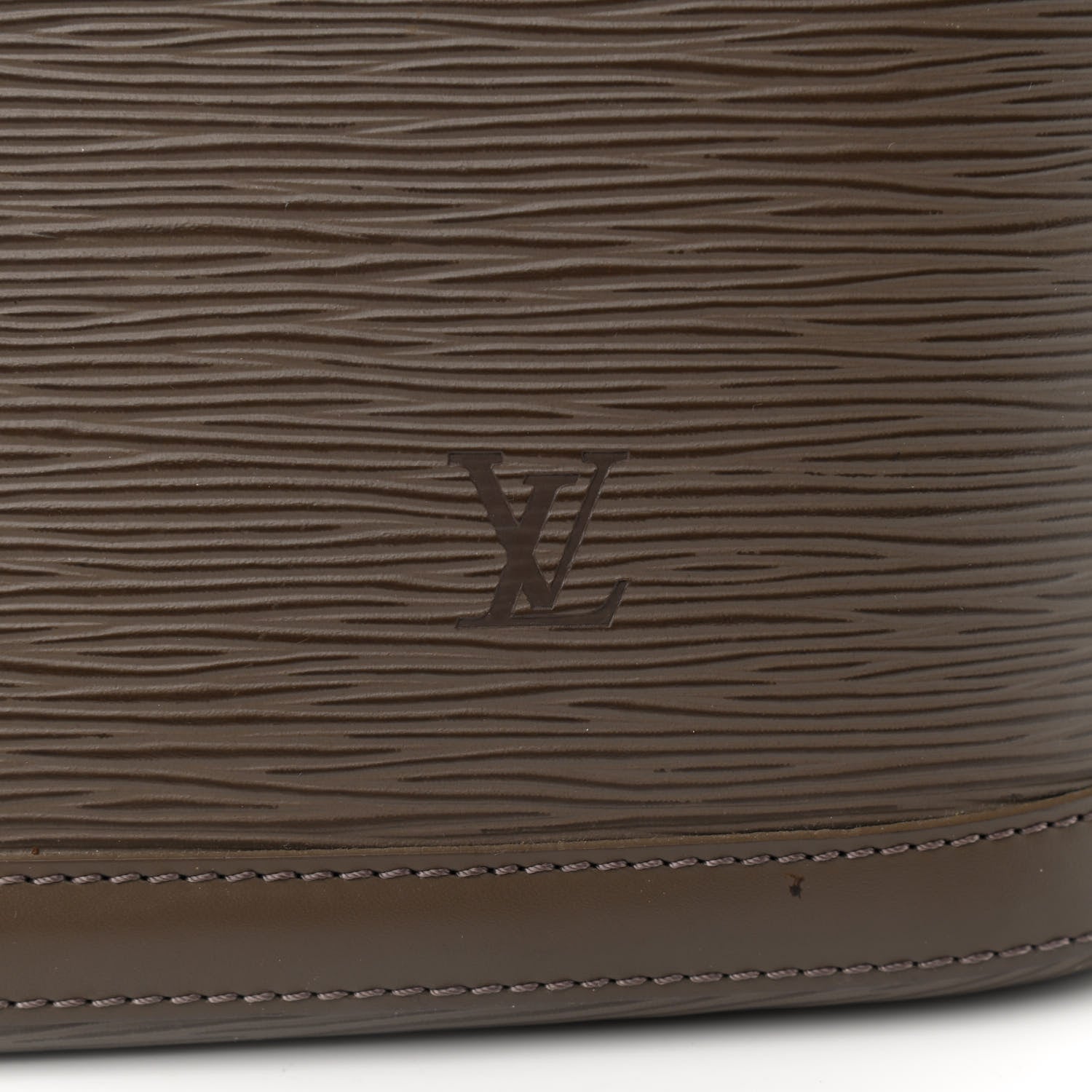 Louis Vuitton Epi Lussac Pepper 8 of 10