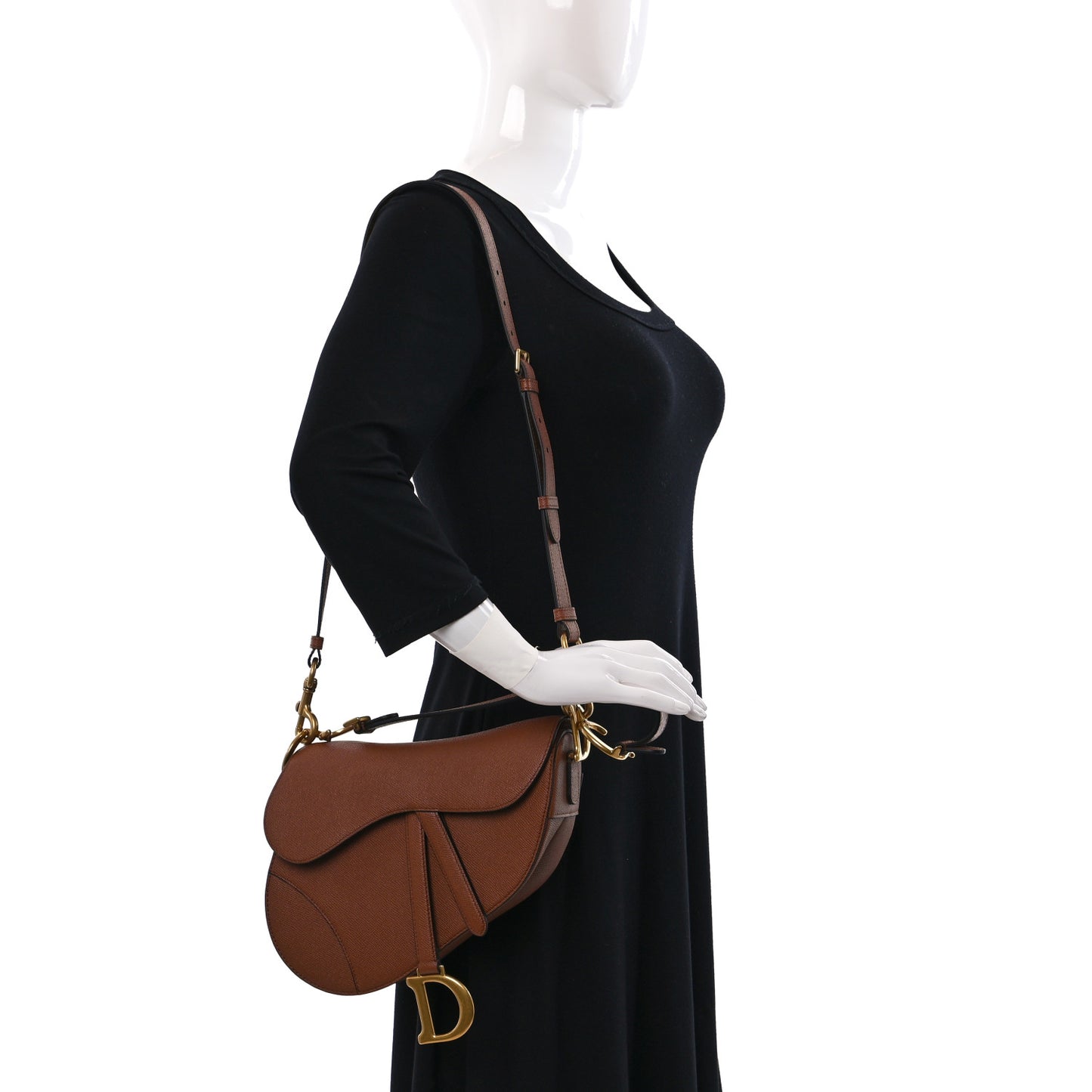Grained Calfskin Saddle Bag With Strap Camello