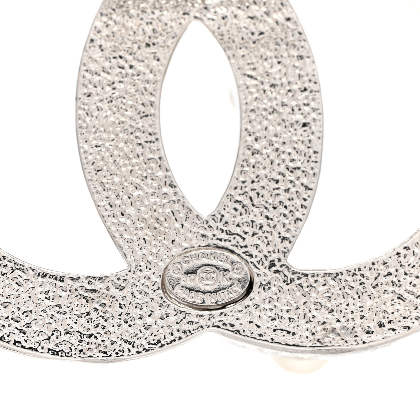 Pearl Crystal CC Mini Brooch Silver