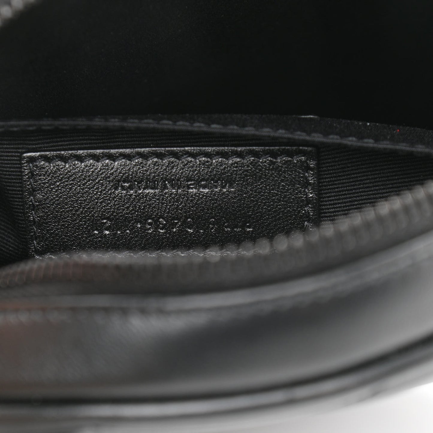 Calfskin Matelasse Chevron Round Vinyle Camera Bag Black