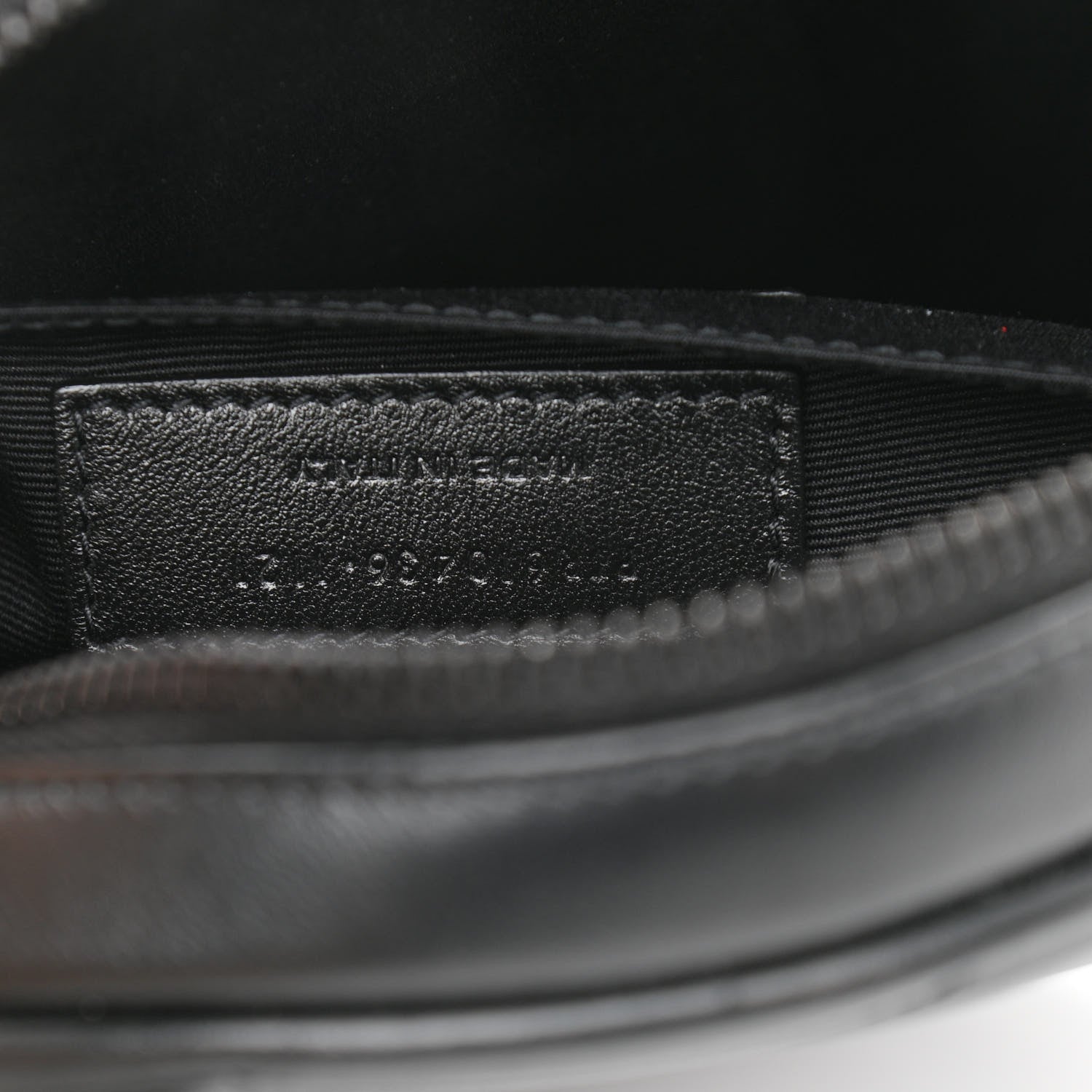 Saint Laurent Calfskin Matelasse Chevron Round Vinyle Camera Bag Black 6 of 11