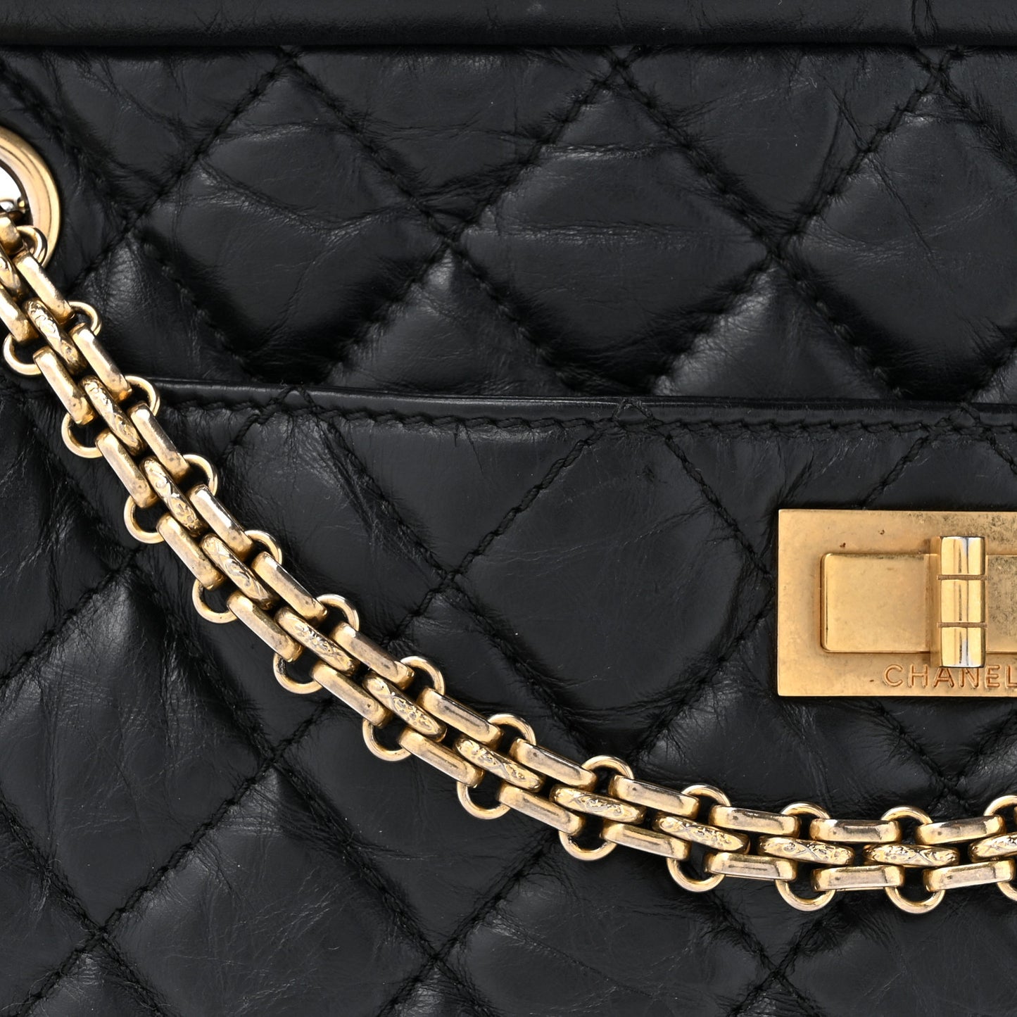 Aged Calfskin Quilted Medium Reissue Camera Case Black