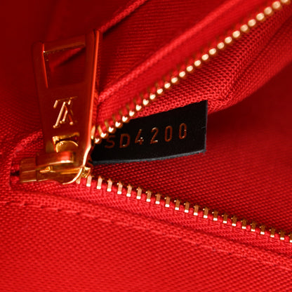 Louis Vuitton Reverse Monogram Giant Onthego MM 7 of 9