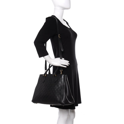 Gucci Soft Guccissima Signature Top Handle Tote Bag Black 2 of 17