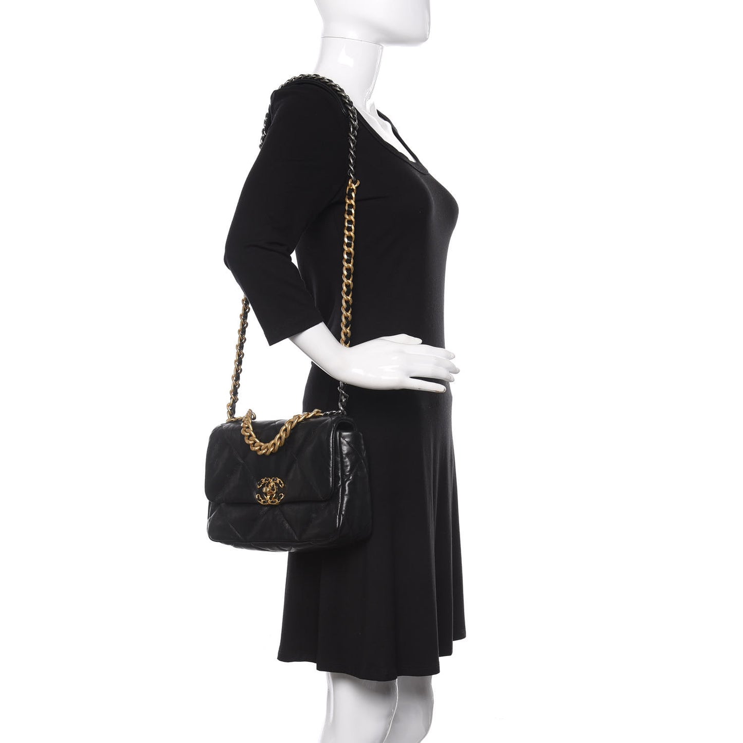 Goatskin Quilted Medium 19 Flap Black