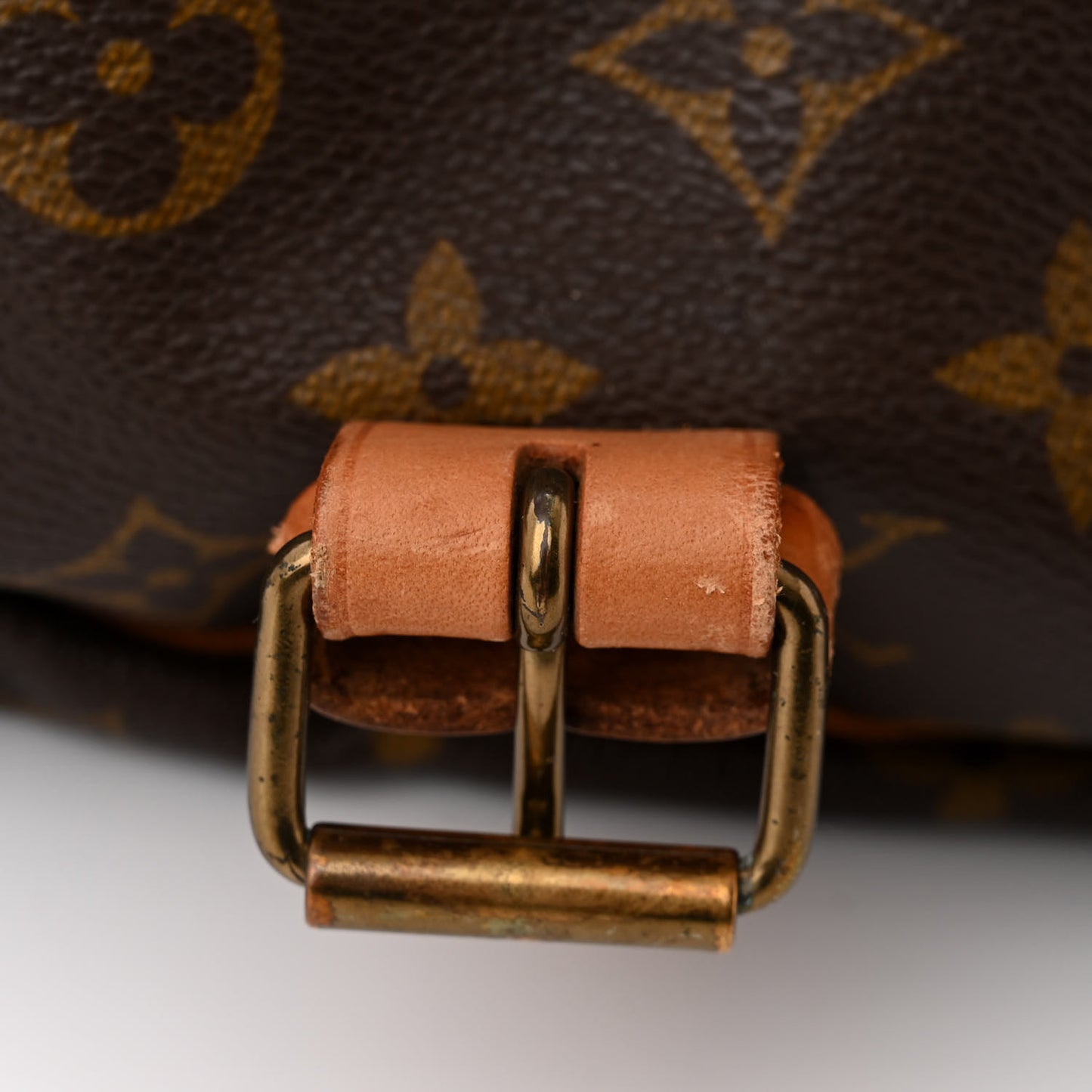 Monogram Saumur 43