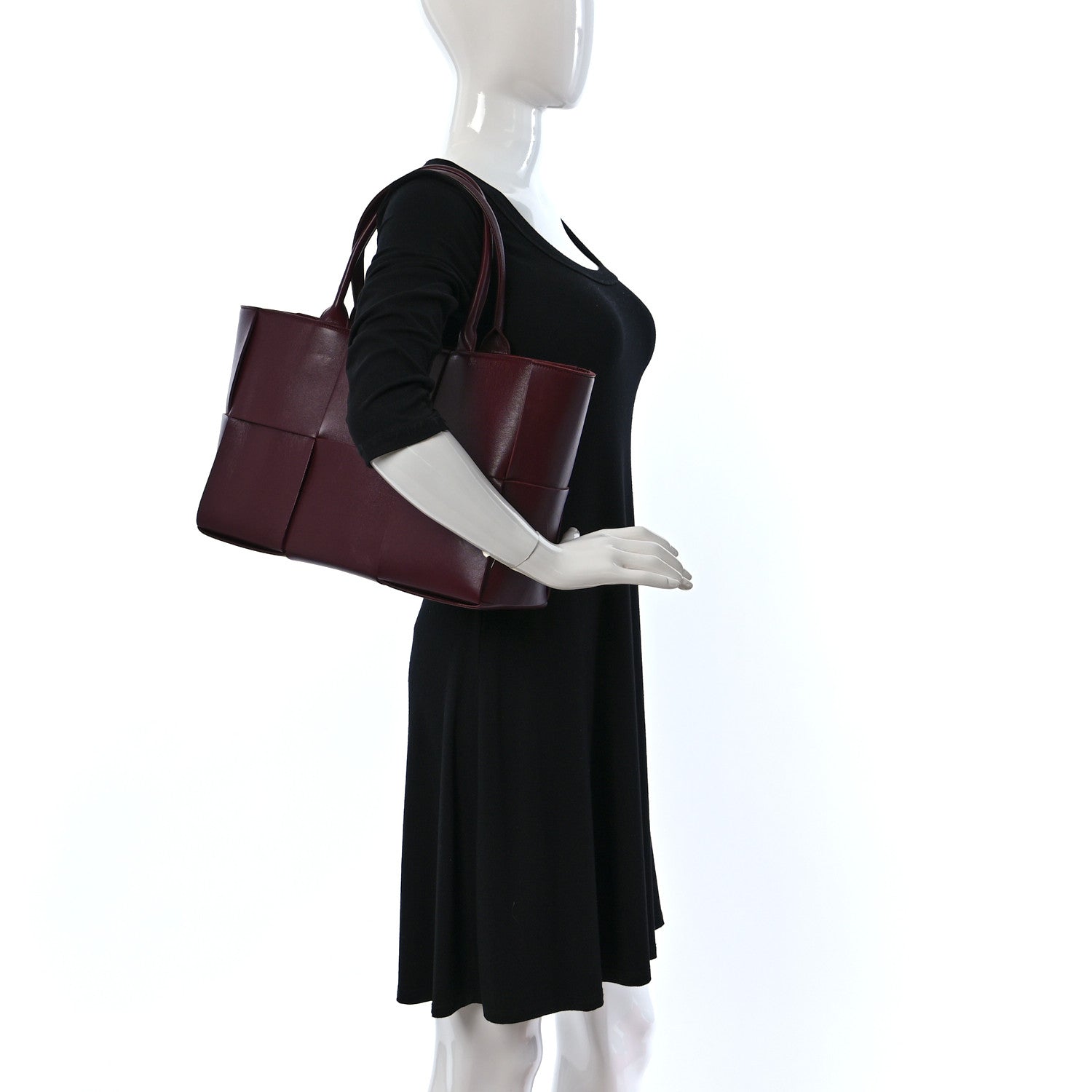 Bottega Veneta Nappa Maxi Intrecciato Medium Arco Tote Barolo 3 of 9