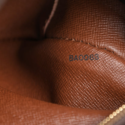 Louis Vuitton Monogram Blois 8 of 11