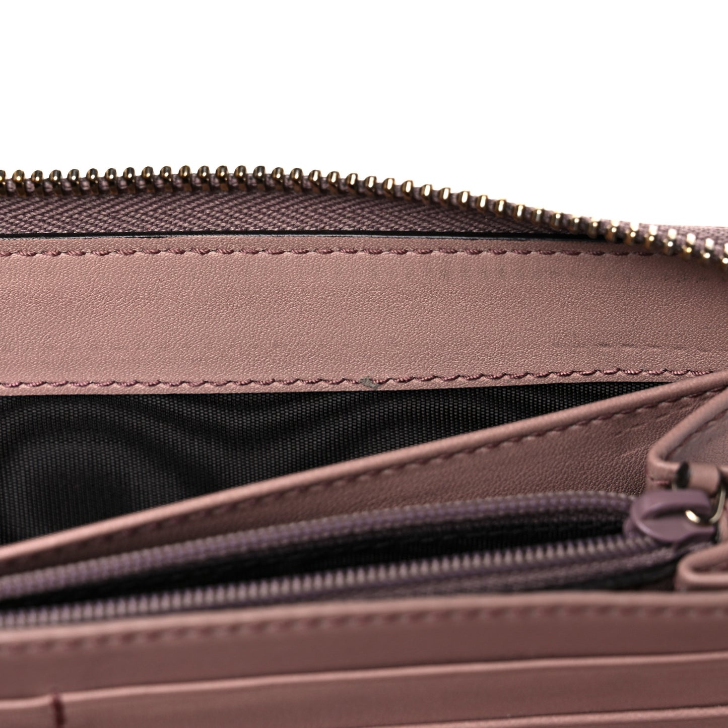 Patent Soho Zip Around Wallet Dark Cipria