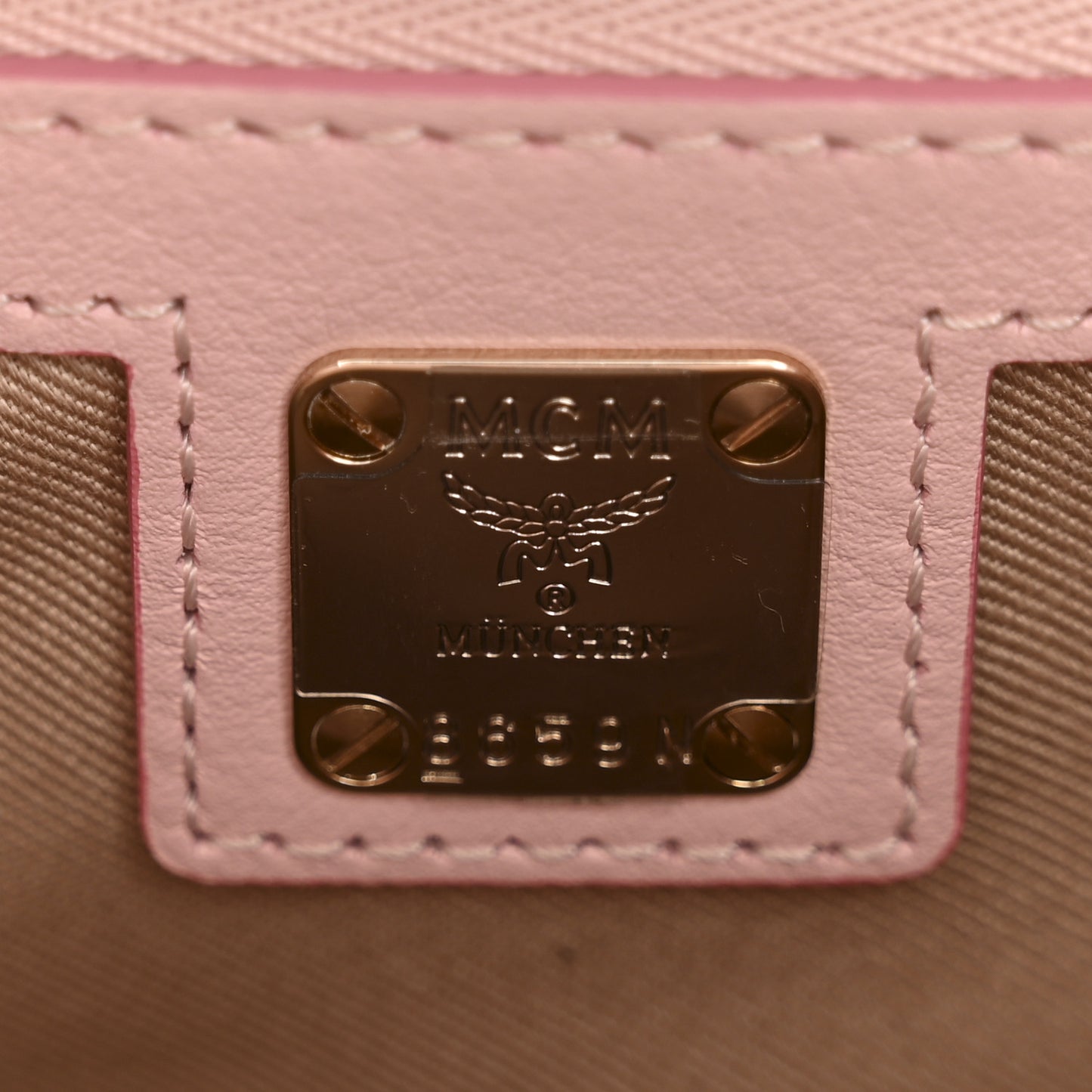 Calfskin Essential Visetos Small Backpack Powder Pink