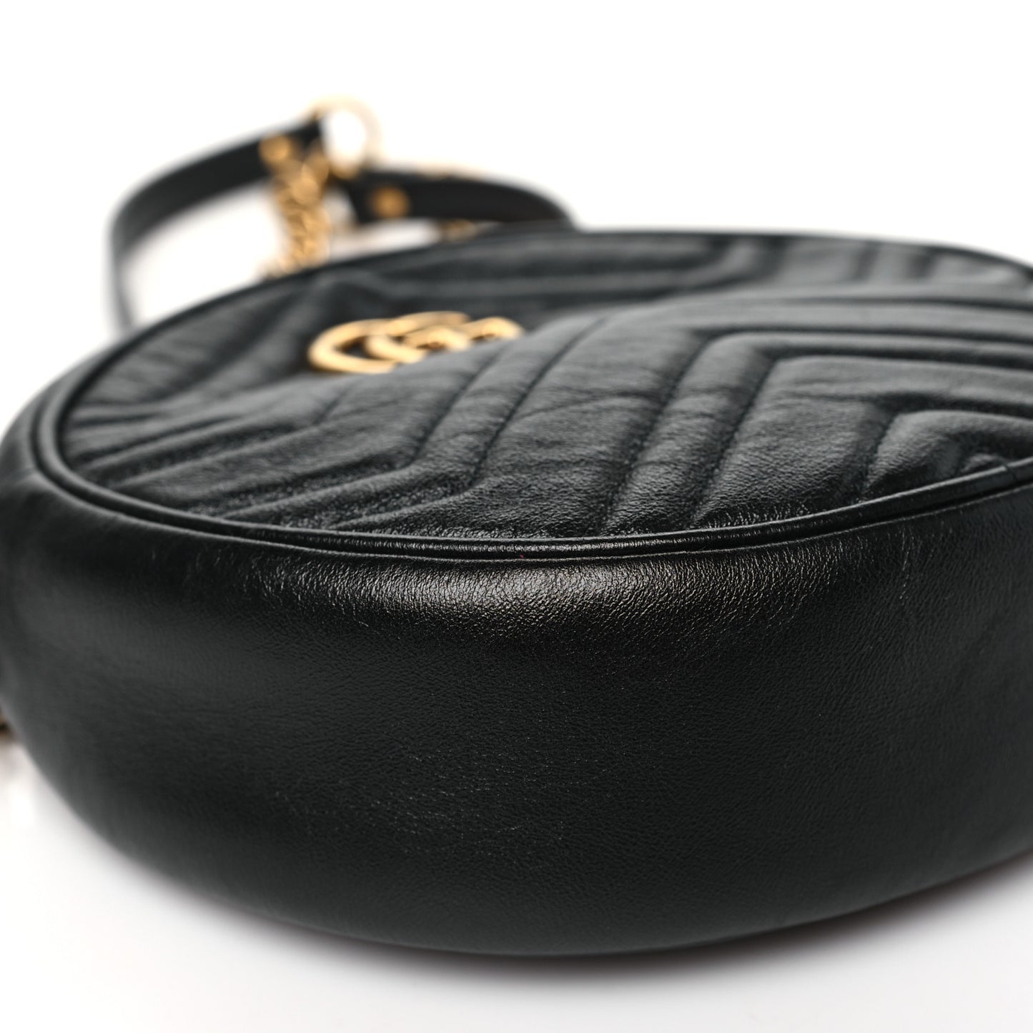 Azalea Calfskin Matelasse Heart Mini GG Marmont Round Shoulder Bag Black