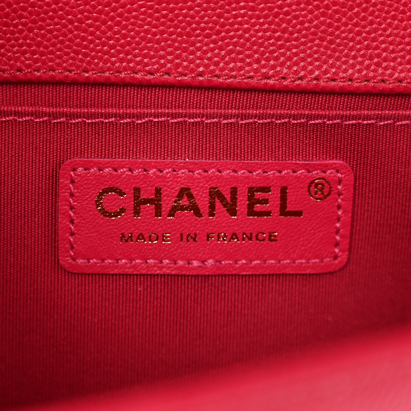 Caviar Quilted Medium Boy Flap Fuchsia