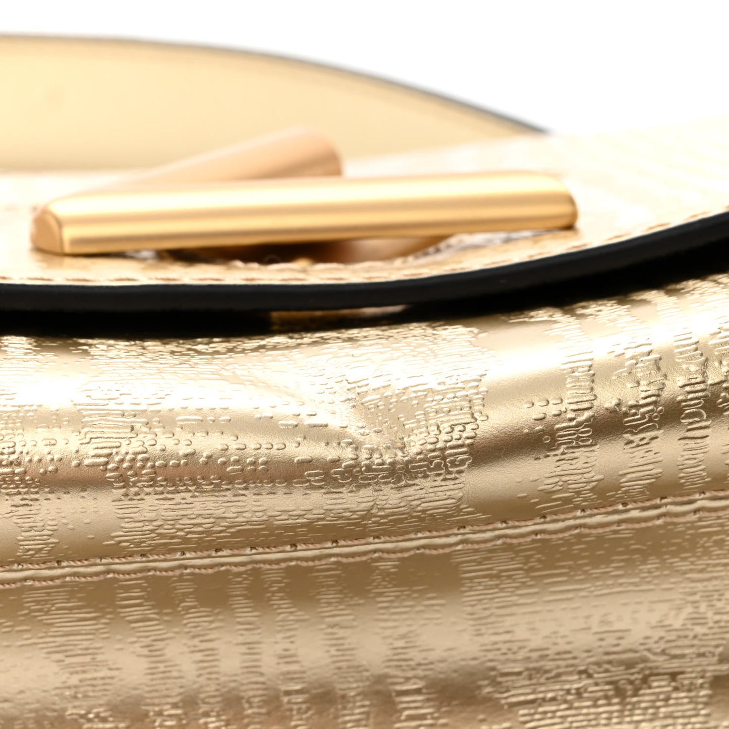 Calfskin Gravity Twist PM Gold