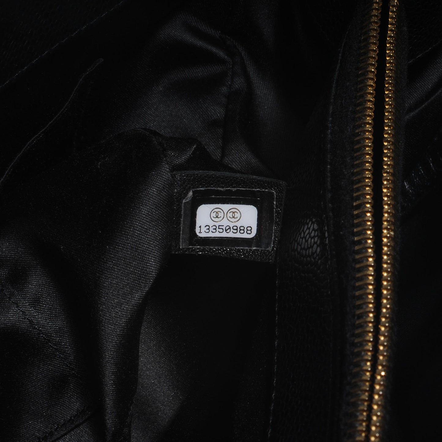 Caviar Grand Shopping Tote GST Black