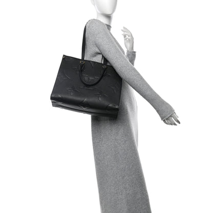 Louis Vuitton Empreinte Monogram Giant Onthego MM Black 2 of 10