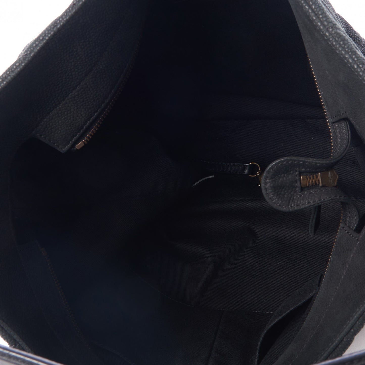 Iridescent Caviar Quilted Country Chic Hobo Black