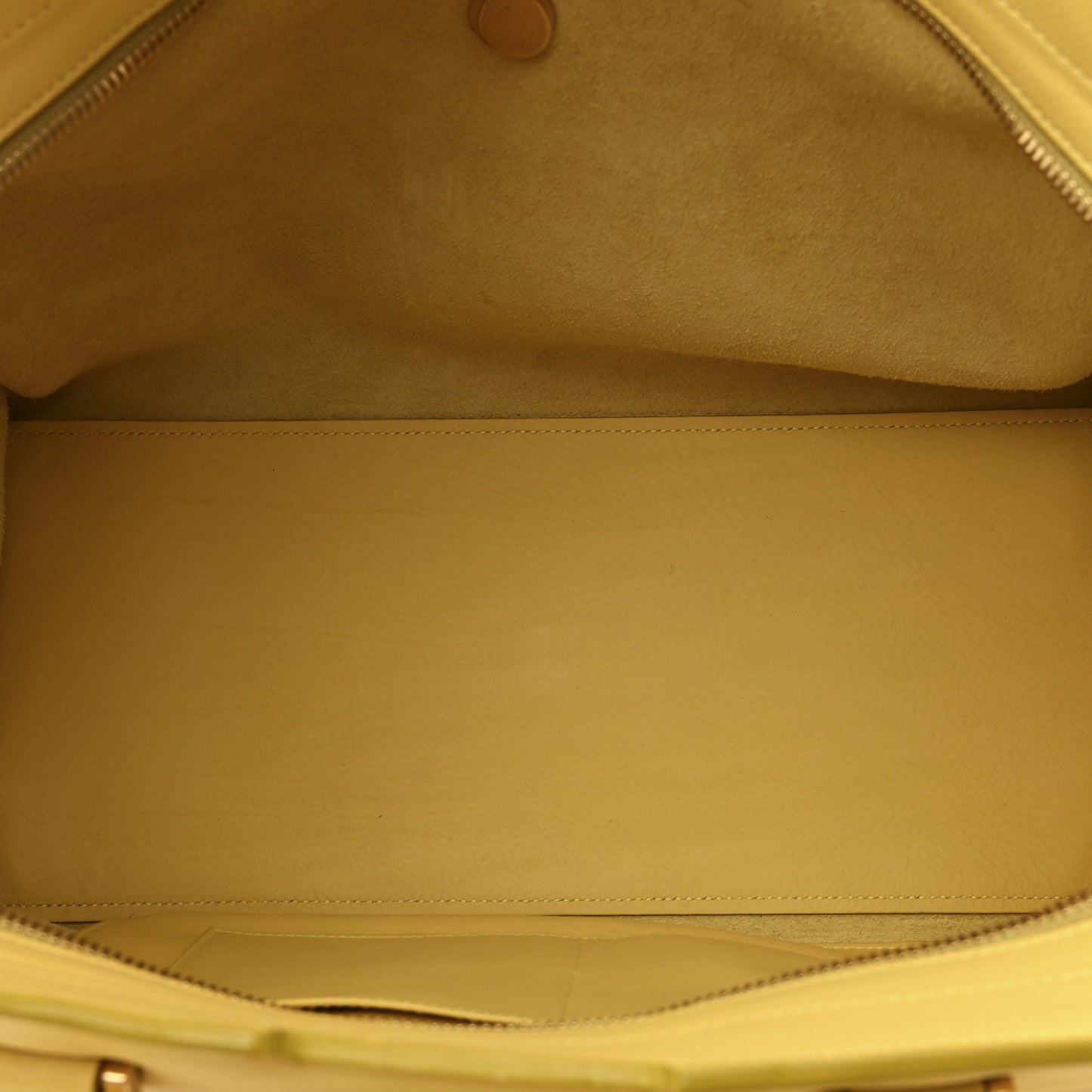 Calfskin Medium Classic Y Cabas Soleil